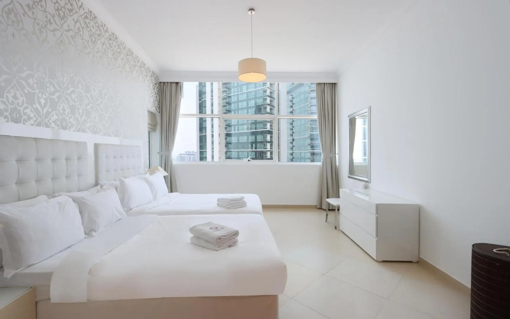 Livbnb - Captivating 1B W Partial Sea View, Marina Dubai 0*,  United Arab Emirates