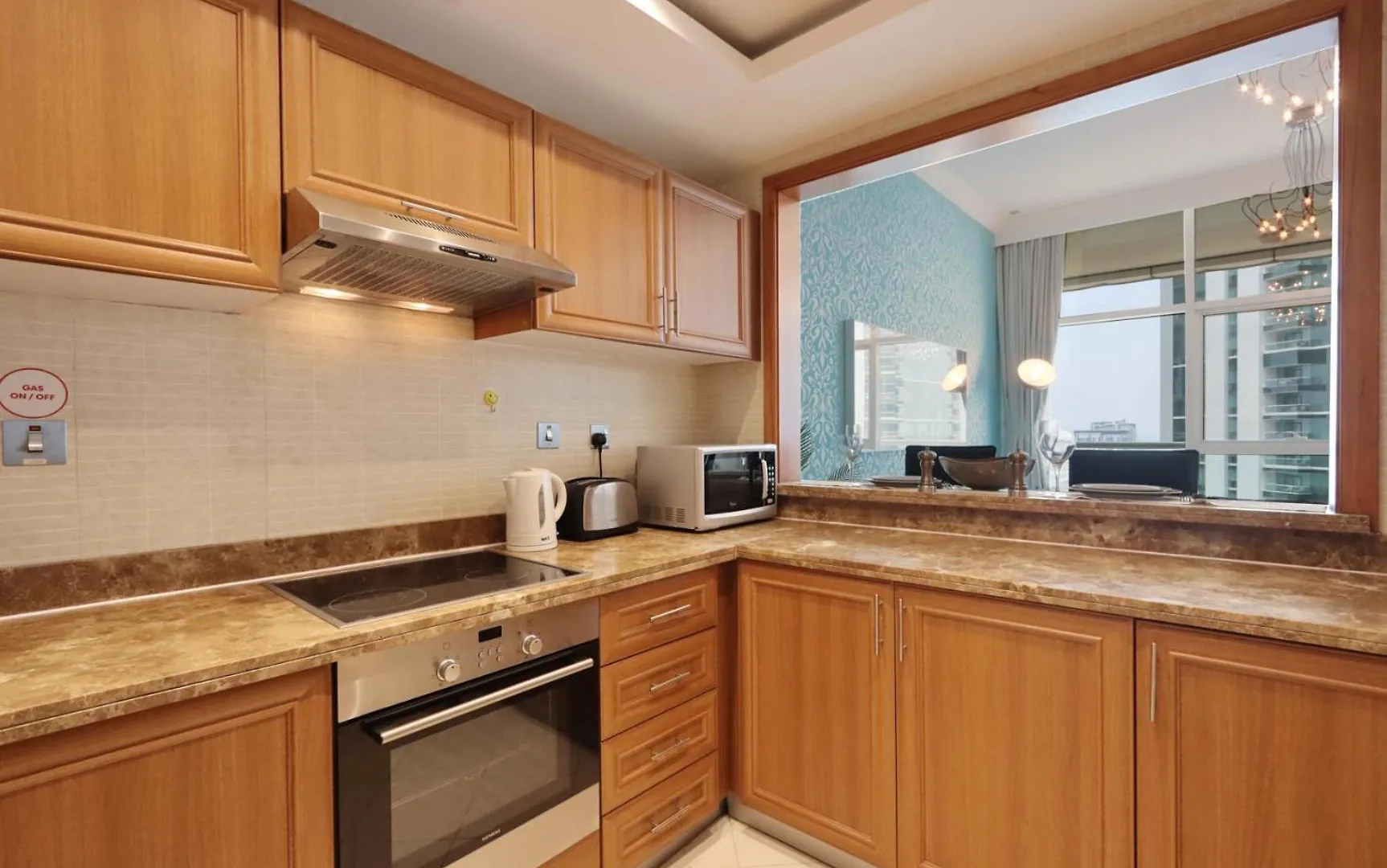 Livbnb - Captivating 1B W Partial Sea View, Marina Dubai